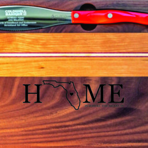 Wilmy Vet - Walnut Stripe Magnetic Inlay 14x10 Cutting Board - Spatula Spreader Cutout